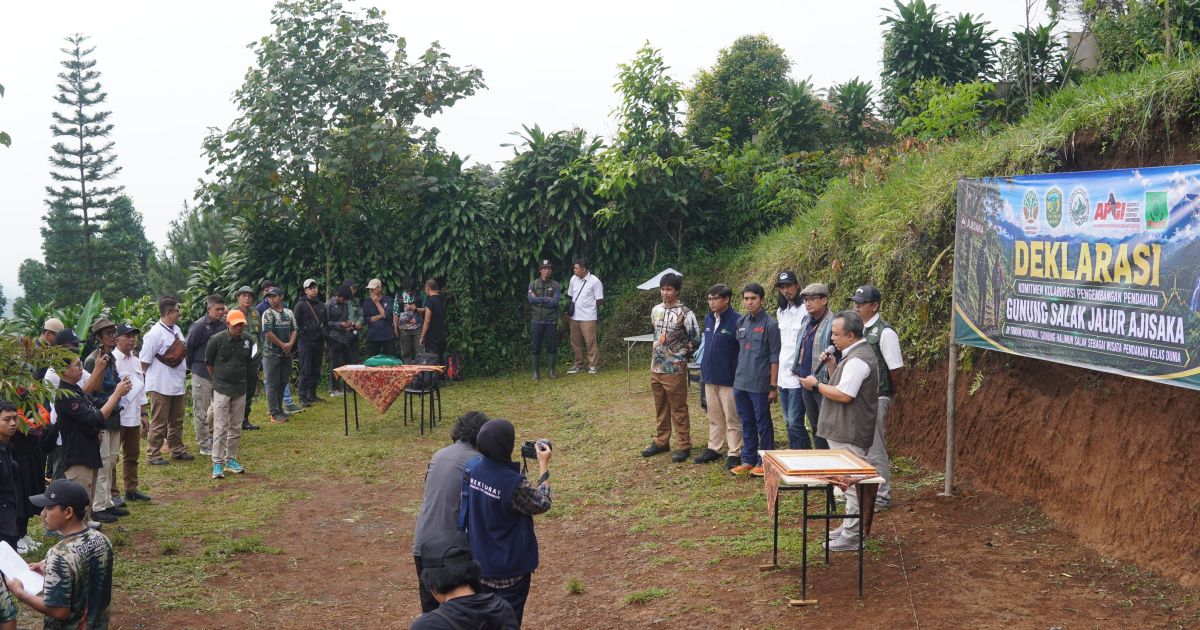Taman Nasional Gunung Halimun Salak Buka Jalur Ajisaka Bertaraf Nasional