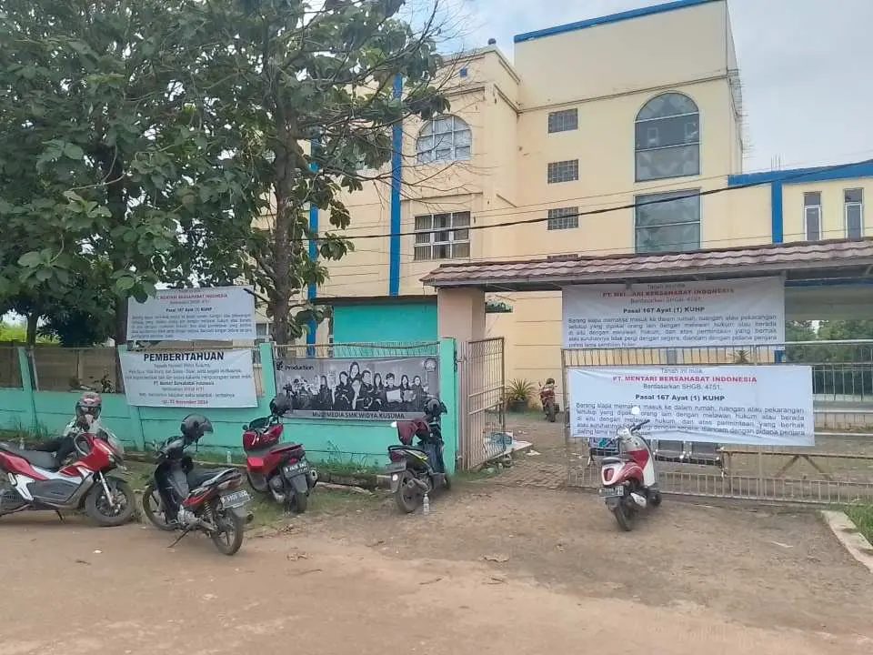 Segel Gerbang Sekolah, PT Mentari Sahabat Indonesia Minta Maaf Pada Orang Tua Siswa, Klaim Sama-sama Jadi Korban