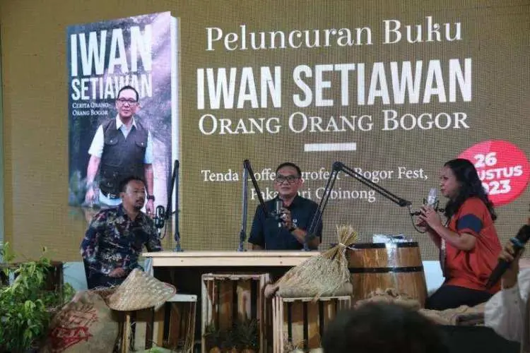 Mengenal Iwan Setiawan Lebih Dekat Melalui Buku “Iwan Setiawan Cerita Orang-orang Bogor”
