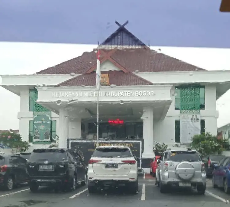 Aktivis CCW Desak Kejari Kabupaten Bogor Tuntaskan Kasus Jalan Lingkar Utara Leuwiliang