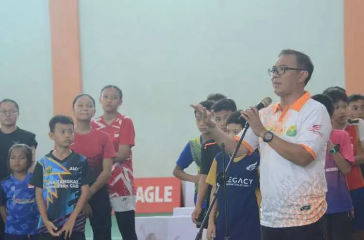 Bupati Bogor Apresiasi Turnamen Badminton dan Basket