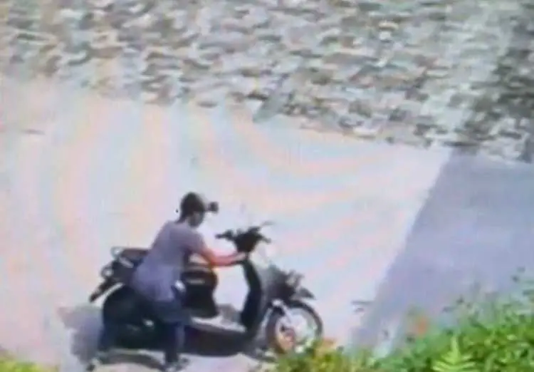 Parkir di Halaman Sekolah, Maling Bawa Kabur Motor Guru SMAN 1 Sukajaya