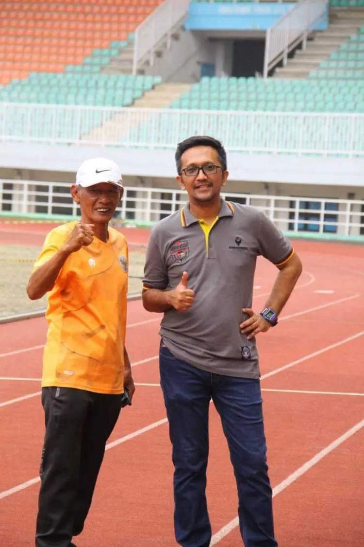 Wayadi Penjaga Marwah Stadion Pakansari