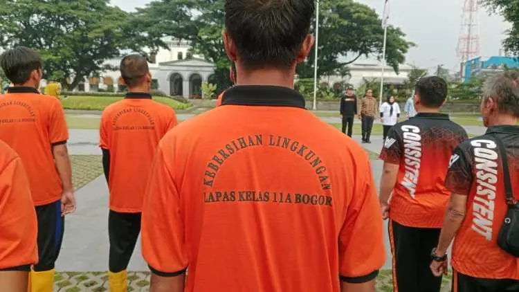 Diajak Bebersih Alun-alun Kota Bogor, Warga Binaan Lapas Paledang Takjub Dengan Perkembangan Pembangunan