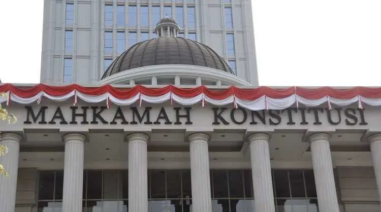 Denny Indrayana Prediksikan 5 Putusan MK Soal Sistem Pemilu 2024