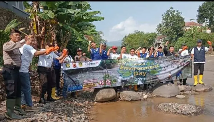 Jaga Kebersihan Sungai Cikaniki, PT Antam Bentuk Satgas Cikaniki Bersih