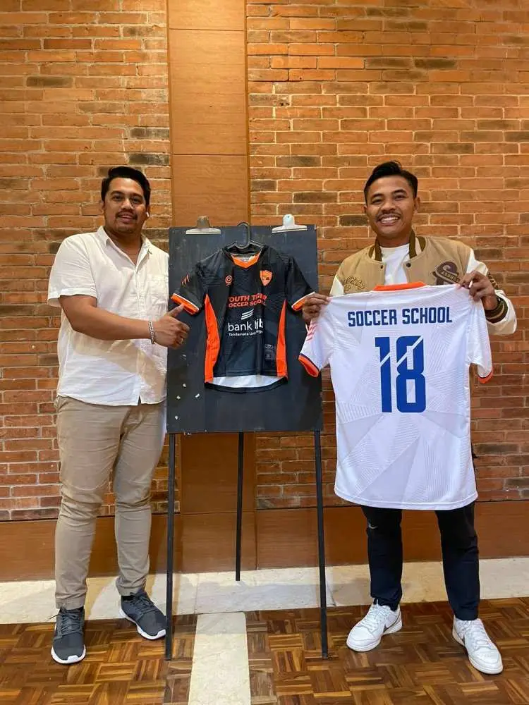 Bikin Teroboson, Youth Tiger Soccer School Launching Official Merchandise YT Super Store