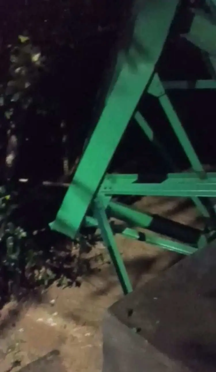Usai Diguncang Luapan Sungai Cidurian, Jembatan Rawayan Desa Kalong Sawah Jasinga, Ambruk