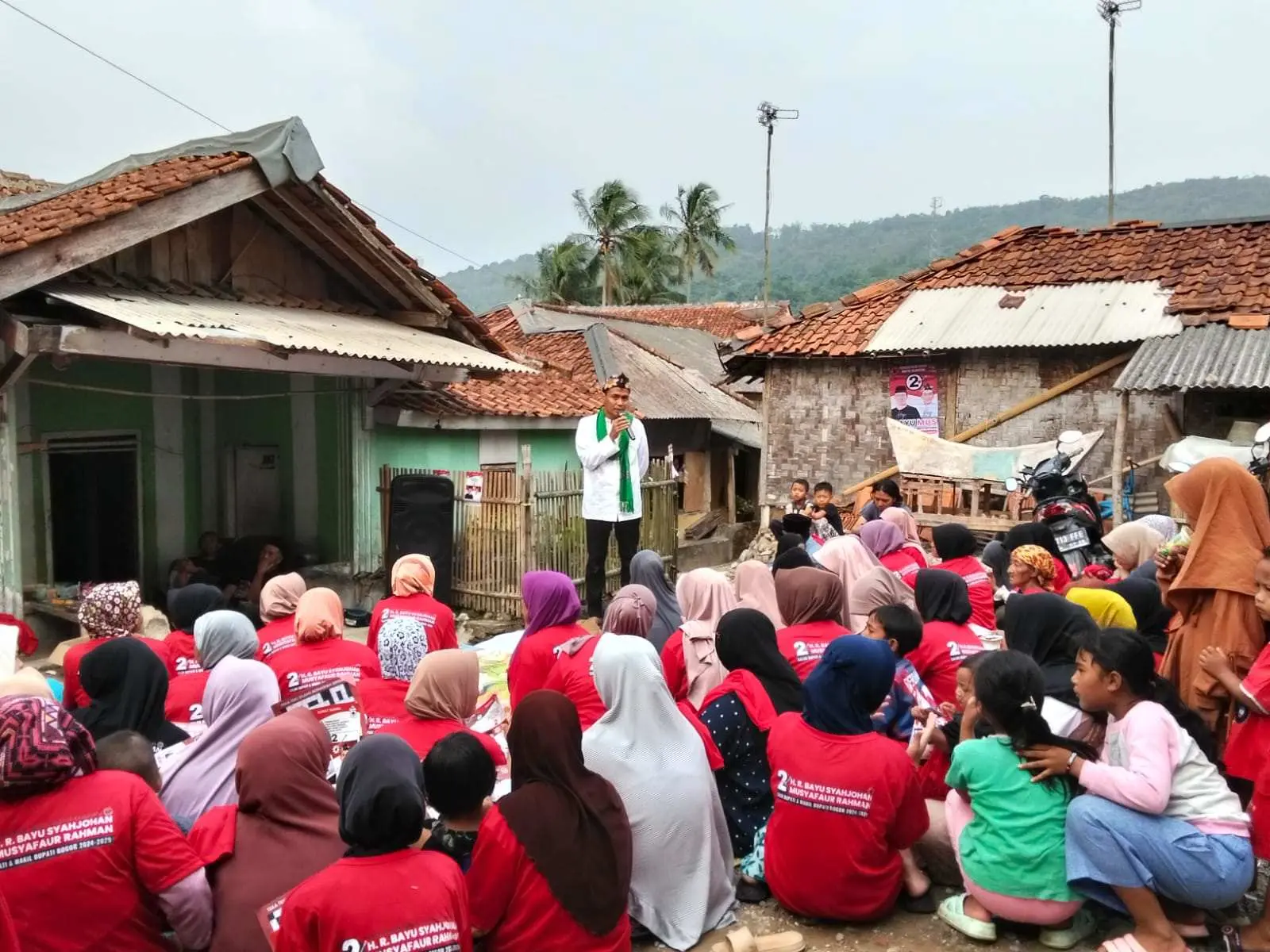 Kang Musa Tutup Sosialisasi dengan Doa dan Sholawat Nariah, Warga Cigudeg Sambut Haru