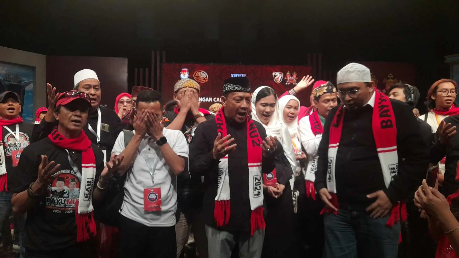 Survei Internal, Elektabilitas Bayu - Kang Mus Unggul 2 Persen Dari Rudy - Jaro Ade