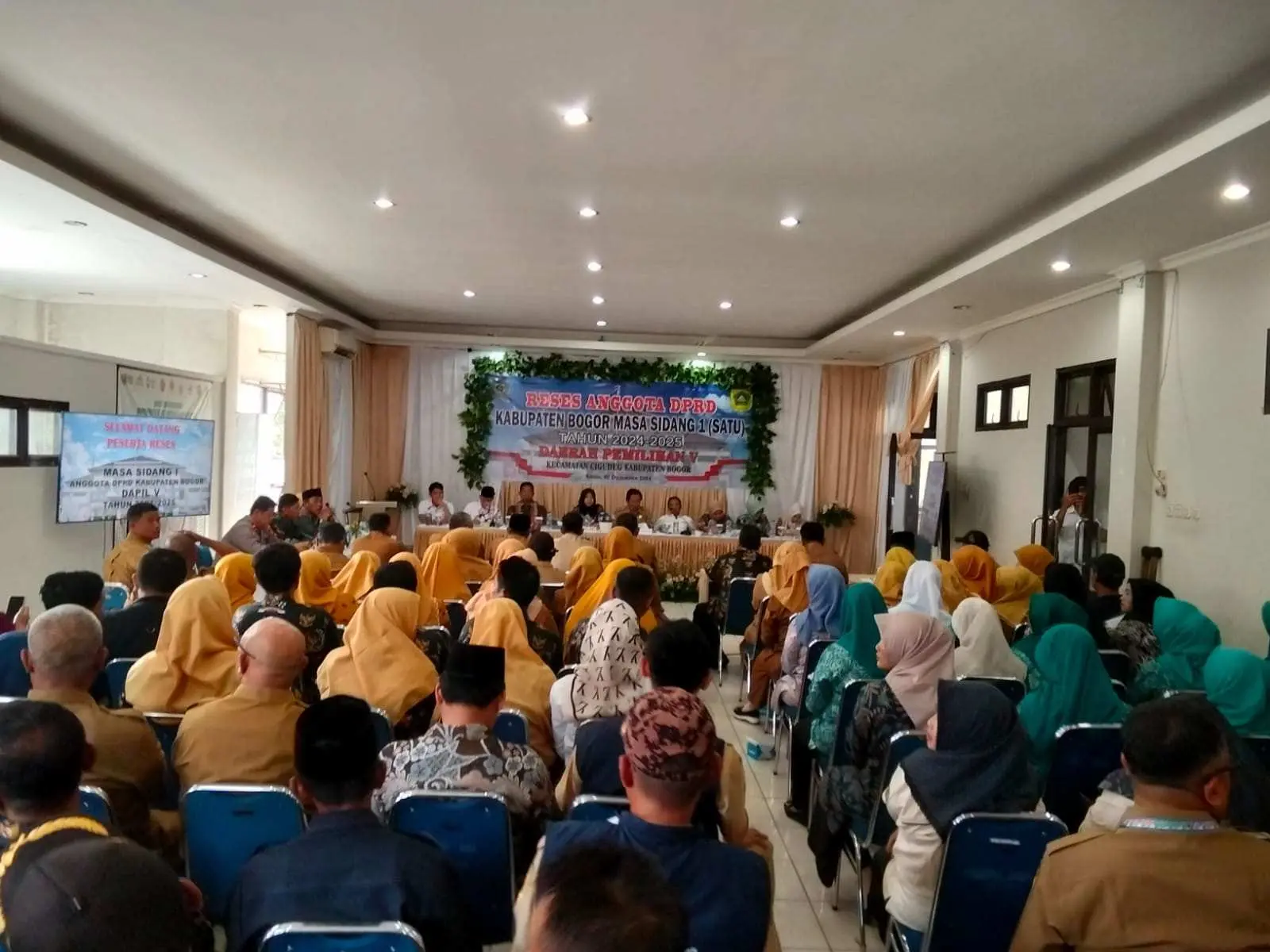 Aspirasi Warga Serukan DPRD Kerja Nyata, Jalan Rusak dan Pelayanan Publik Buruk di Cigudeg