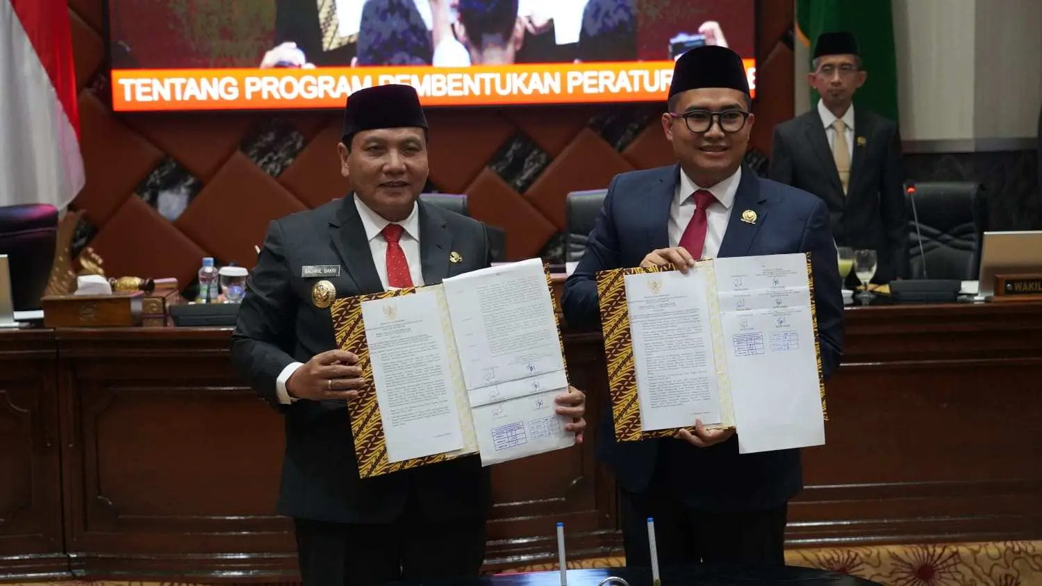 Pemkab dan DPRD Kabupaten Bogor Ketok Raperda Penyertaan Modal Sayaga Wisata dan BPRS Bogor Tegar Beriman