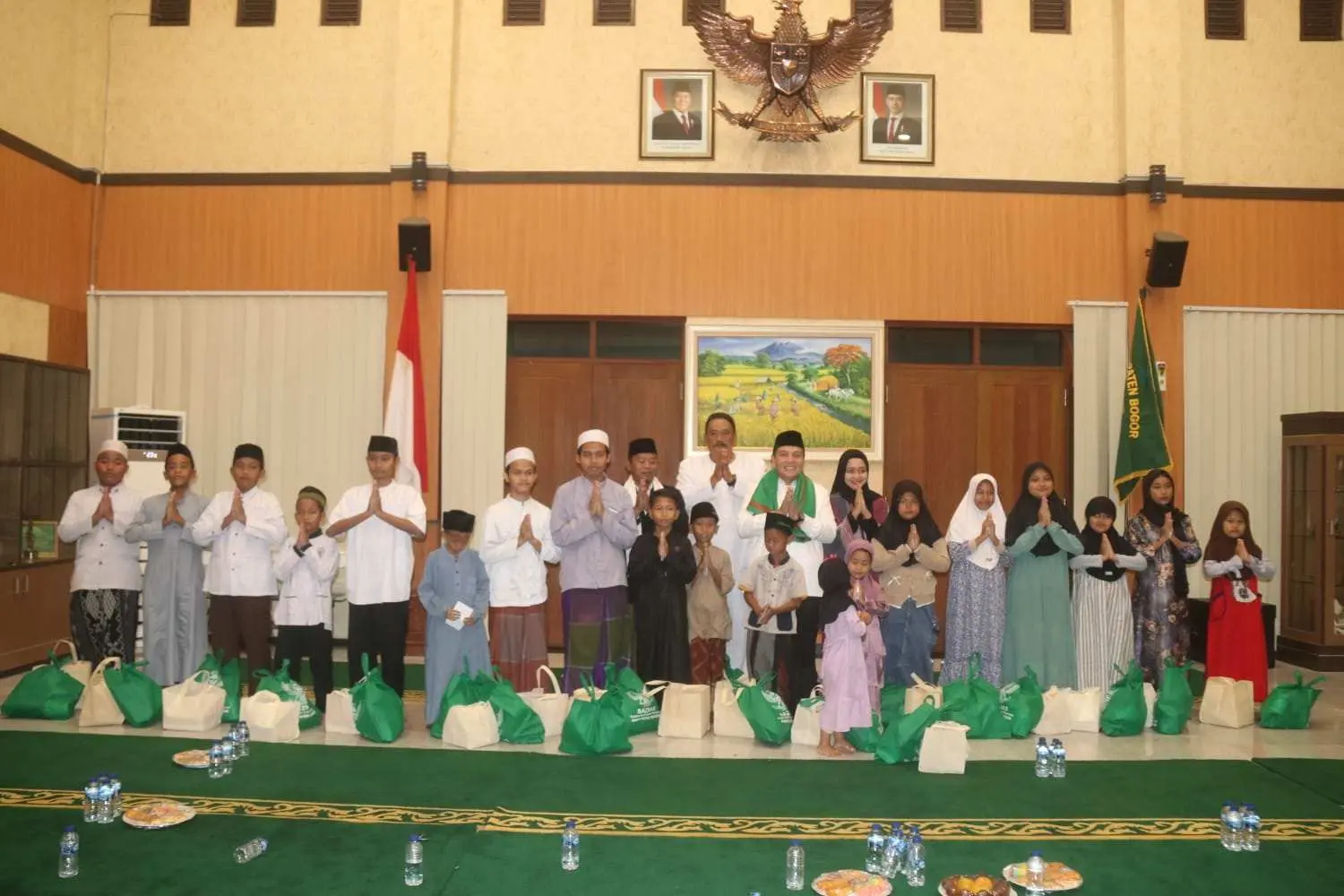 Pj Bupati Bogor Gelar Pengajian Rutin Bulanan di Pendopo