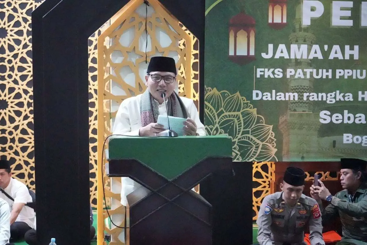Pj Bupati Bogor Lepas Jamaah Umroh FKS Patuh Jabar