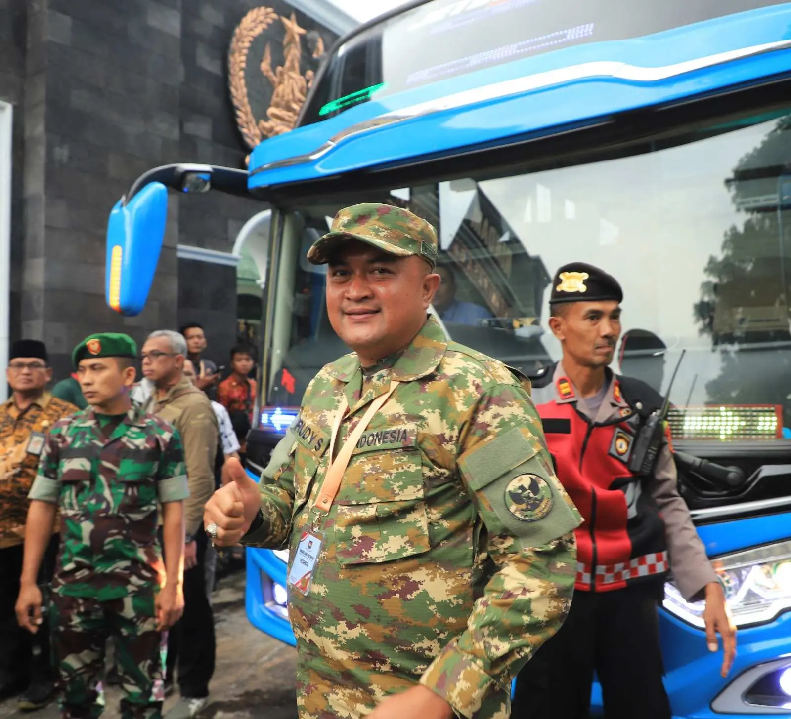 Bupati Bogor Intruksikan DPMD Bina Kades yang Viral di Medsos
