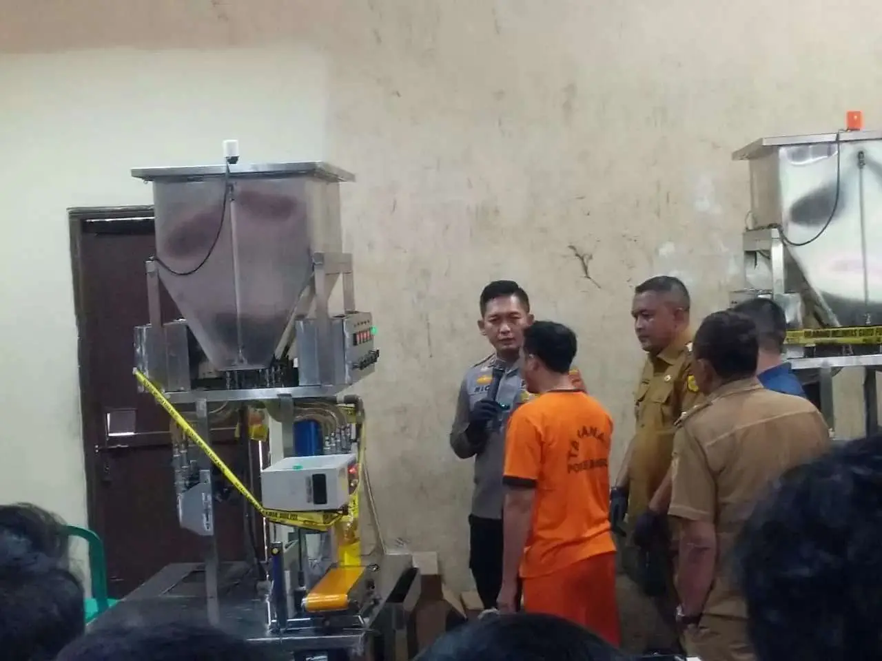 Polres Bogor Bongkar Praktik Curang Depo Minyakita di Sukaraja, Isi 1 Liter Cuma 800 Mililiter!