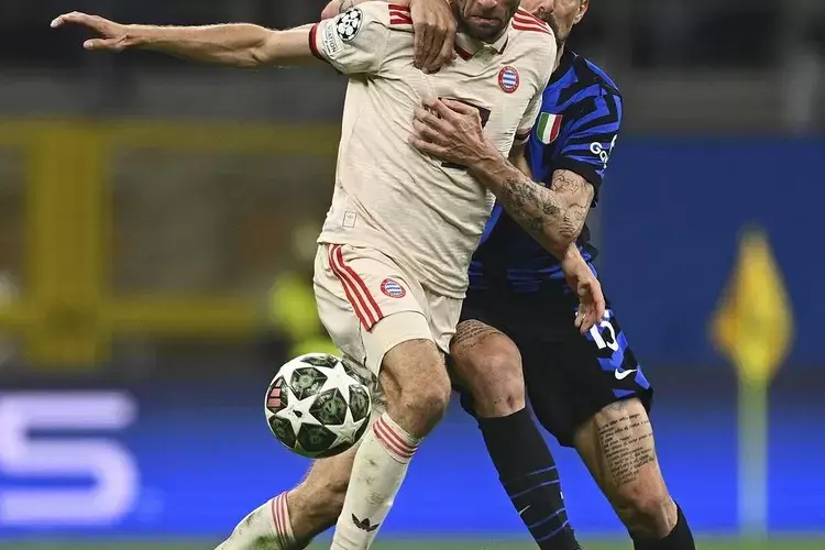 Inter Milan Singkirkan Bayern Muenchen dan Lolos ke Semifinal Liga Champions 2024/2025