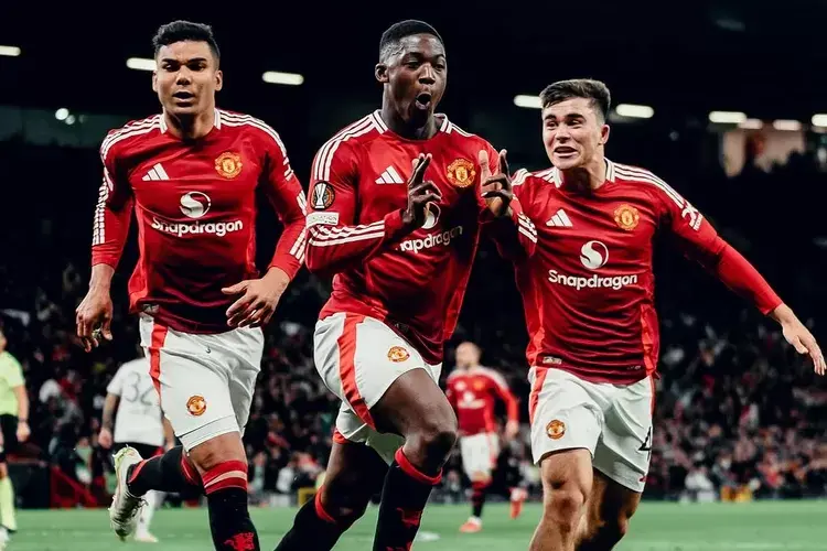 Manchester United Lolos ke Semifinal Liga Europa, Tumbangkan Lyon 5-4