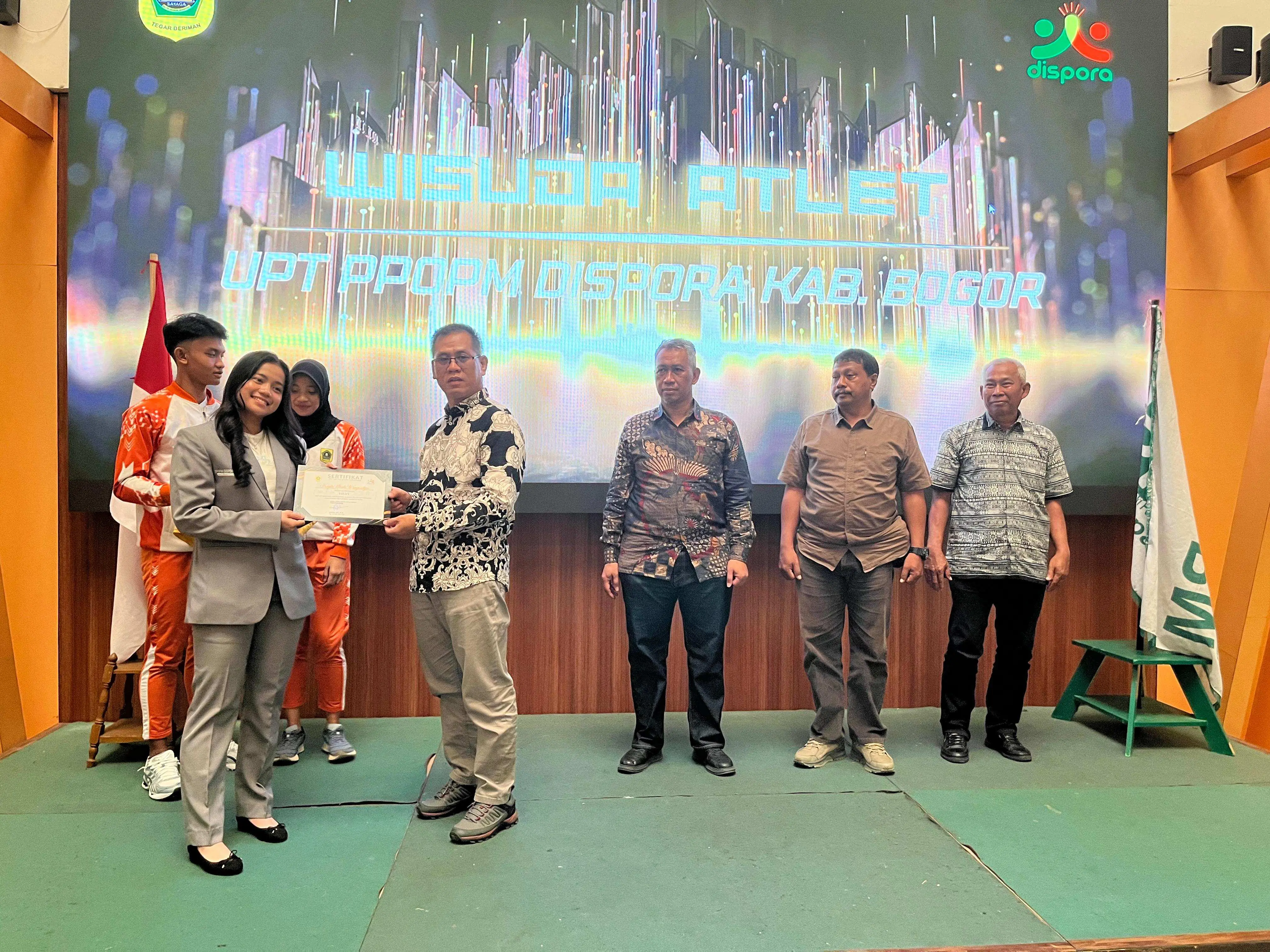 3 Tahun Dibina, 38 Atlet PPOPM Dilepas Dispora Kabupaten Bogor Tahun Angkatan Kelulusan 2024/2025