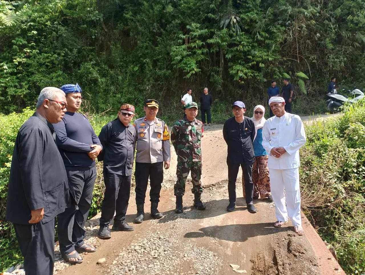 Wabup Bogor Sebut Ada Beberapa Opsi Lahan Percepat Relokasi SDN Cileuksa 05