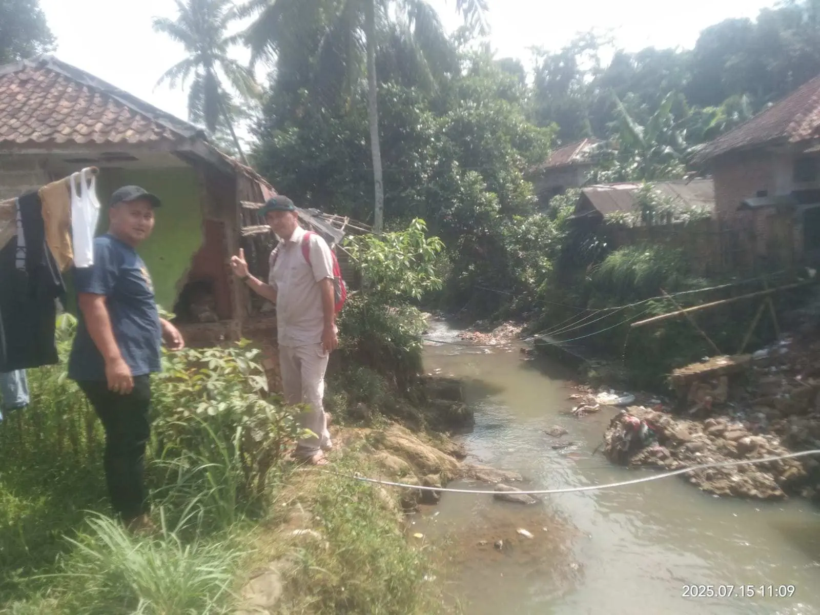 Respon Cepat UPT Irigasi Wilayah V Atasi Longsor Sungai Cikasungka di Cigudeg