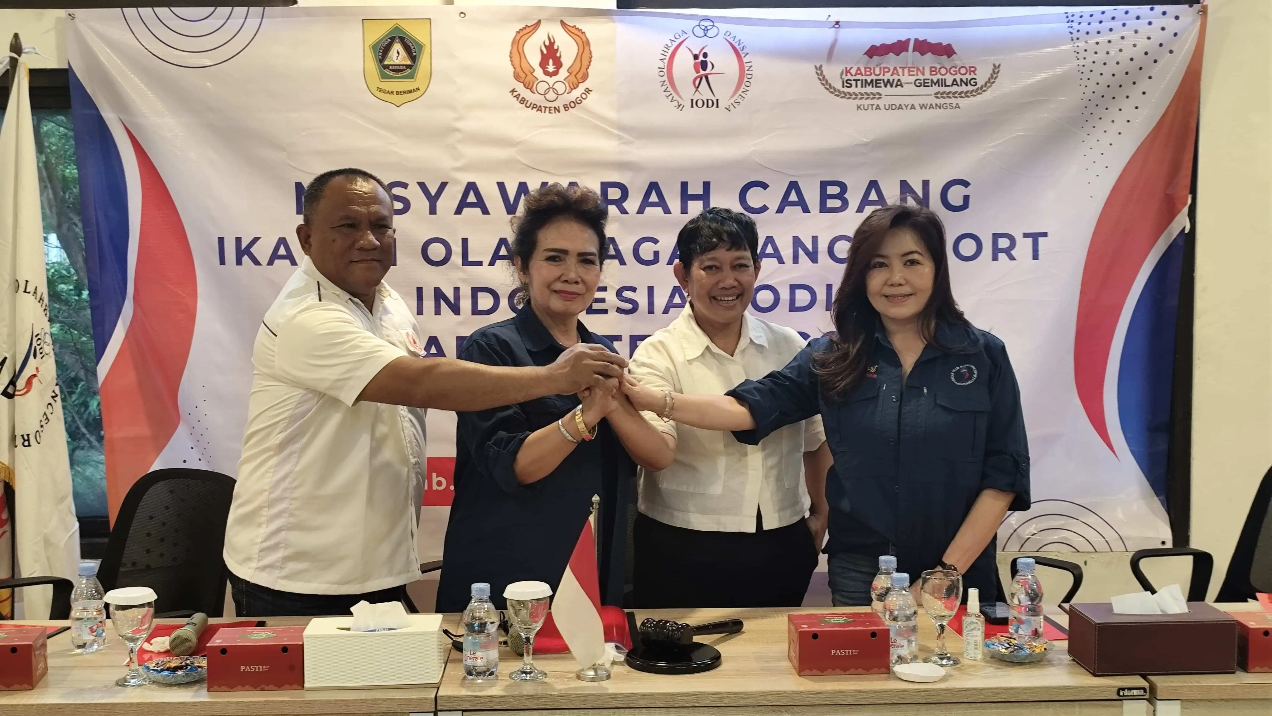 Doris Sundari Nahkodai Cabor Dance Sport Kabupaten Bogor