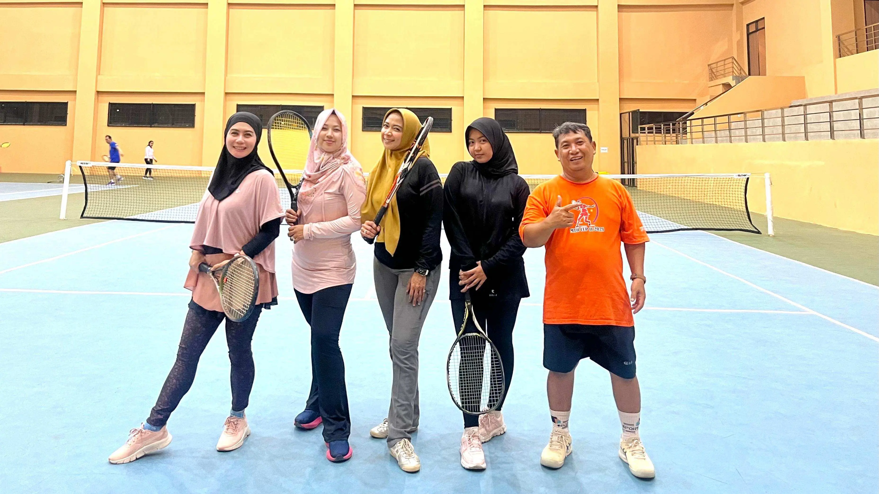 Lapangan Tennis Kapten Muslihat jadi Tempat Favorit Jaga Kebugaran Tubuh Lewat Fun Tennis