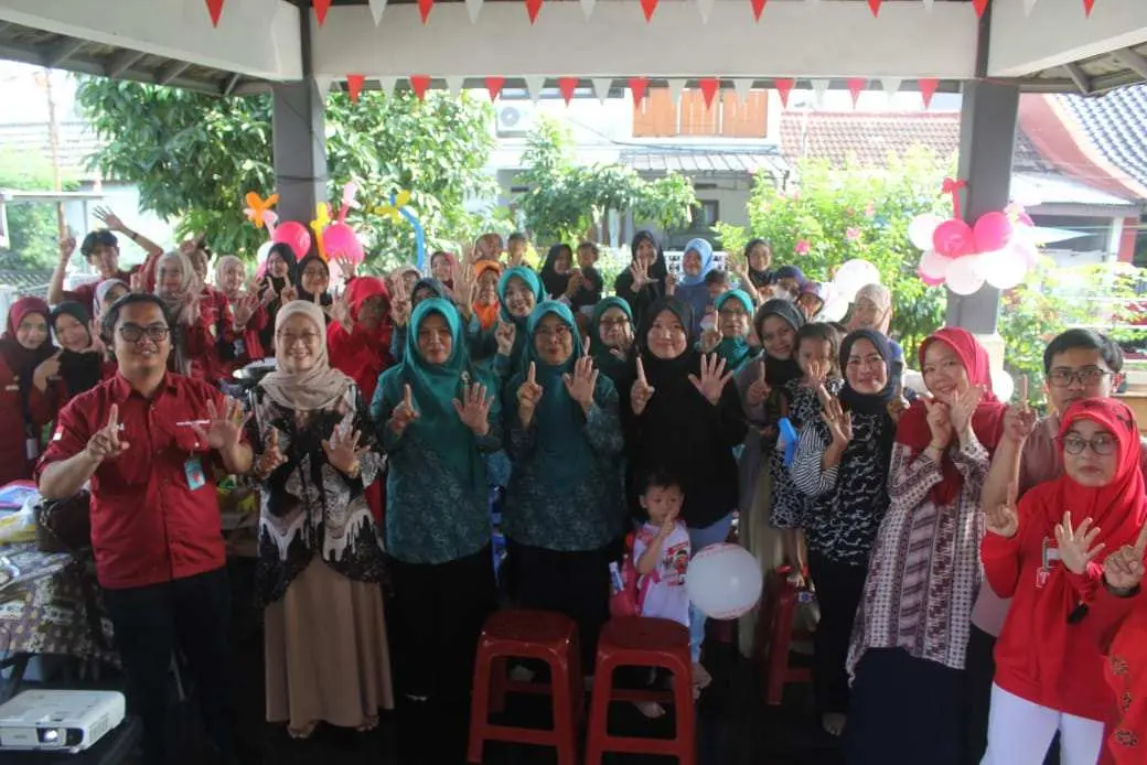 Program Kreatif Mahasiswa KKN UIKA, Olah Bayam untuk Cegah Stunting Sejak Dini