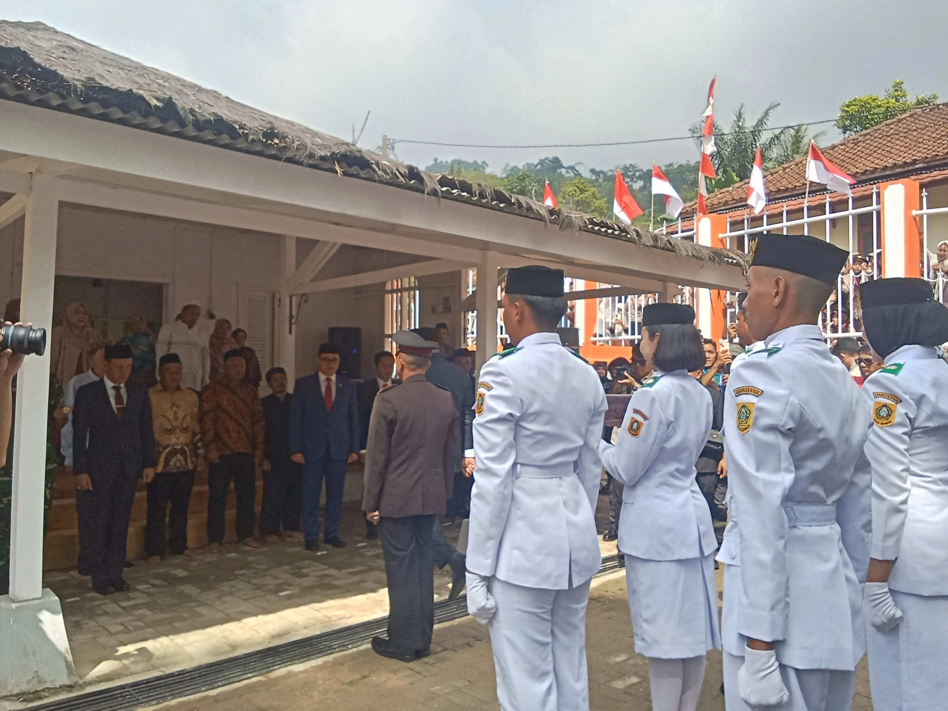 Bupati Bogor Jemput Bendera Pusaka di Pendopo Malasari, Siap Kirab Sambut HUT RI ke-80