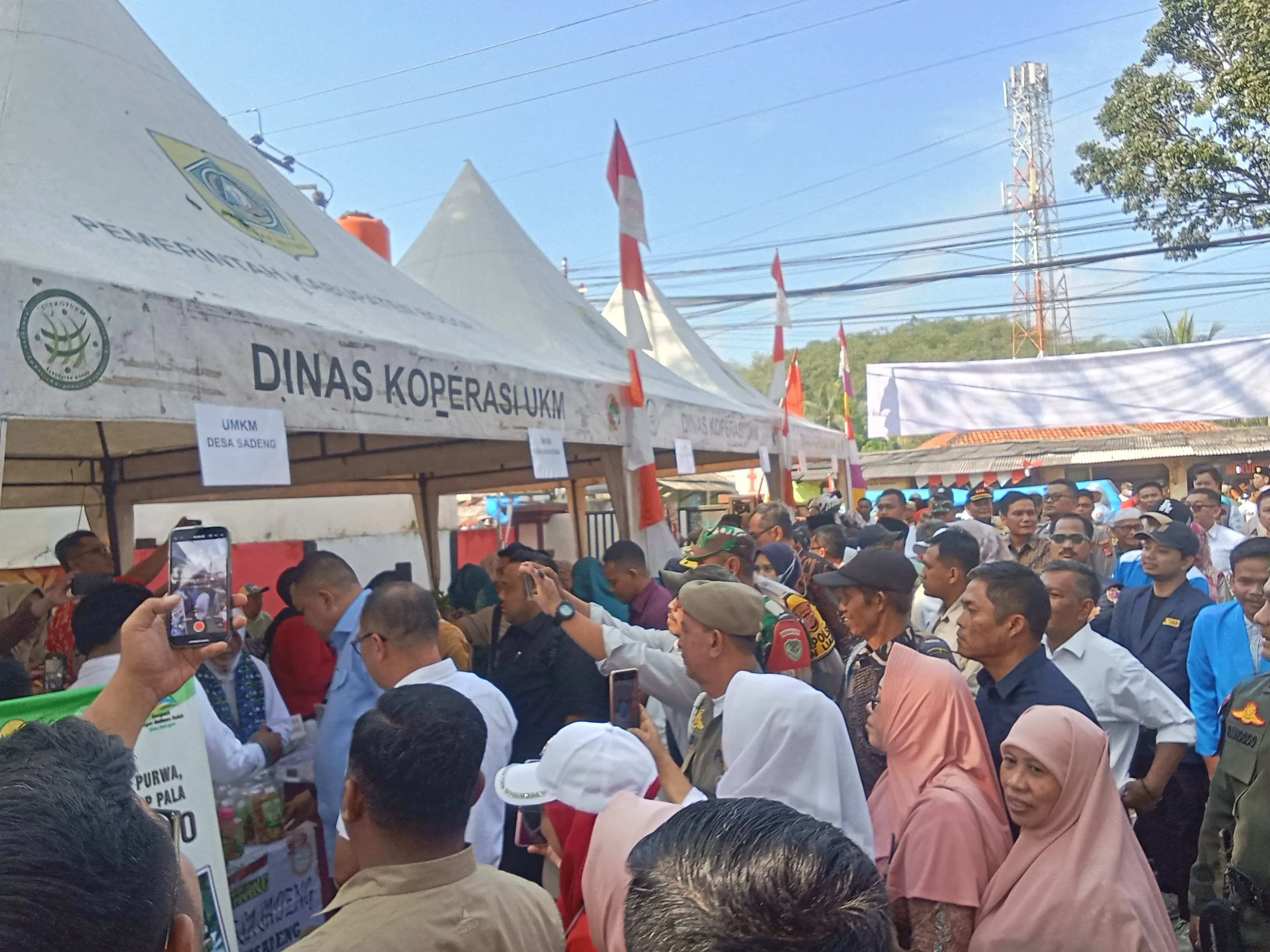 Bupati Bogor Resmikan Kantor Kecamatan Baru Usai Sambut Bendera Pusaka di Leuwisadeng