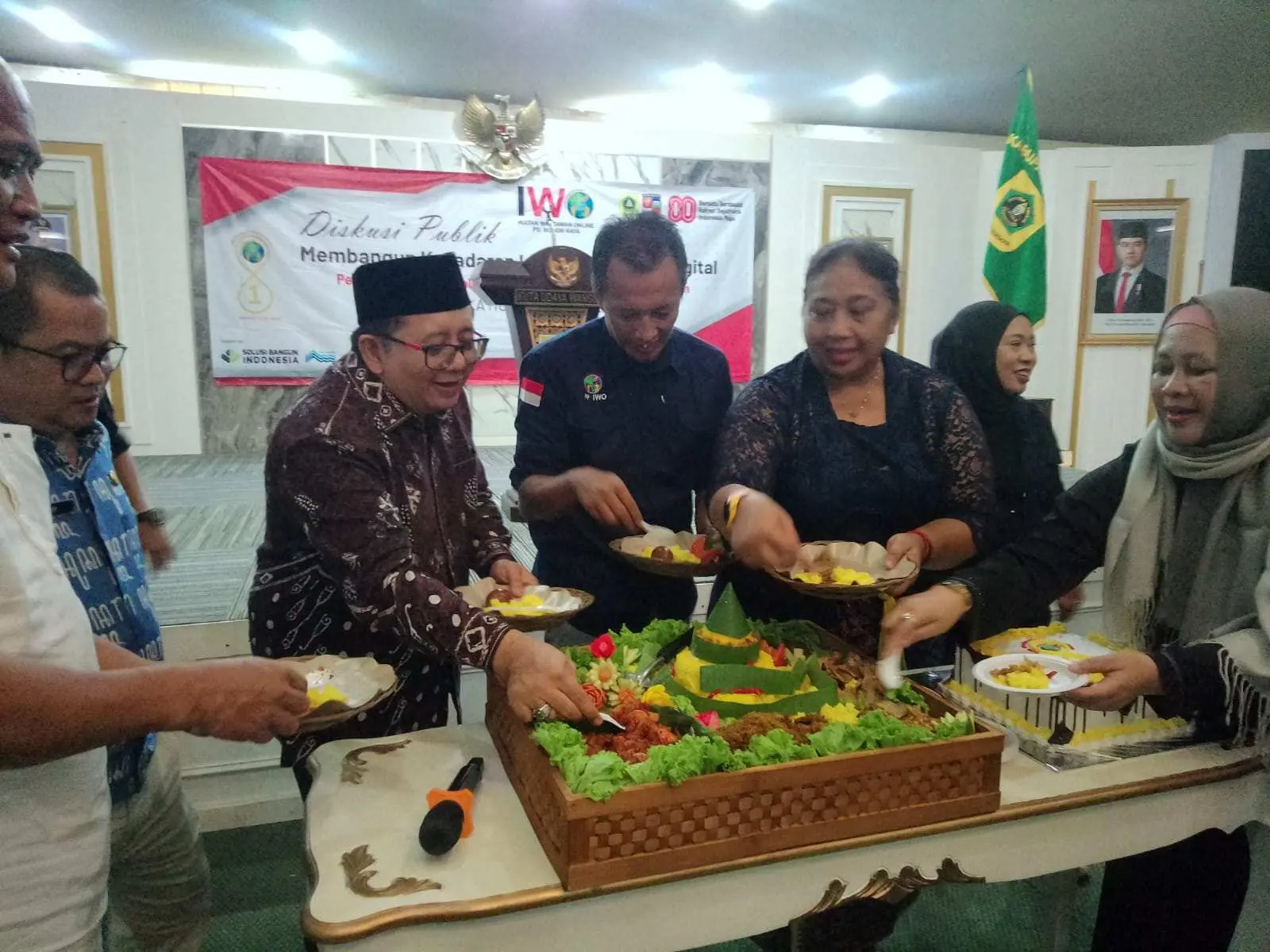 Peringati HUT Ke-13, IWO Bogor Raya Gelar Diskusi Soal Lingkungan