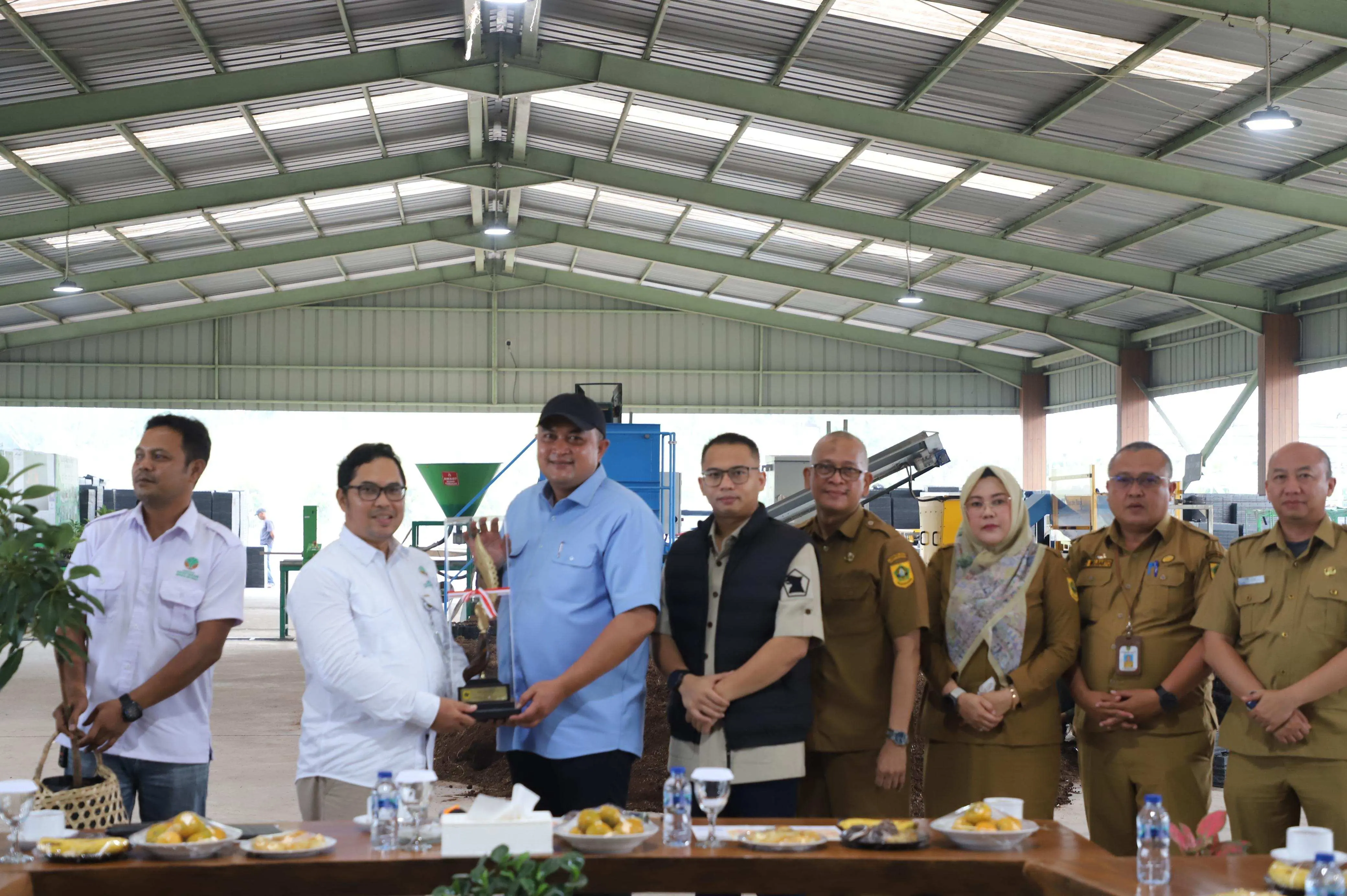 Bupati Bogor Kunjungi Rumpin Central Nursery Perkuat Program Penghijauan