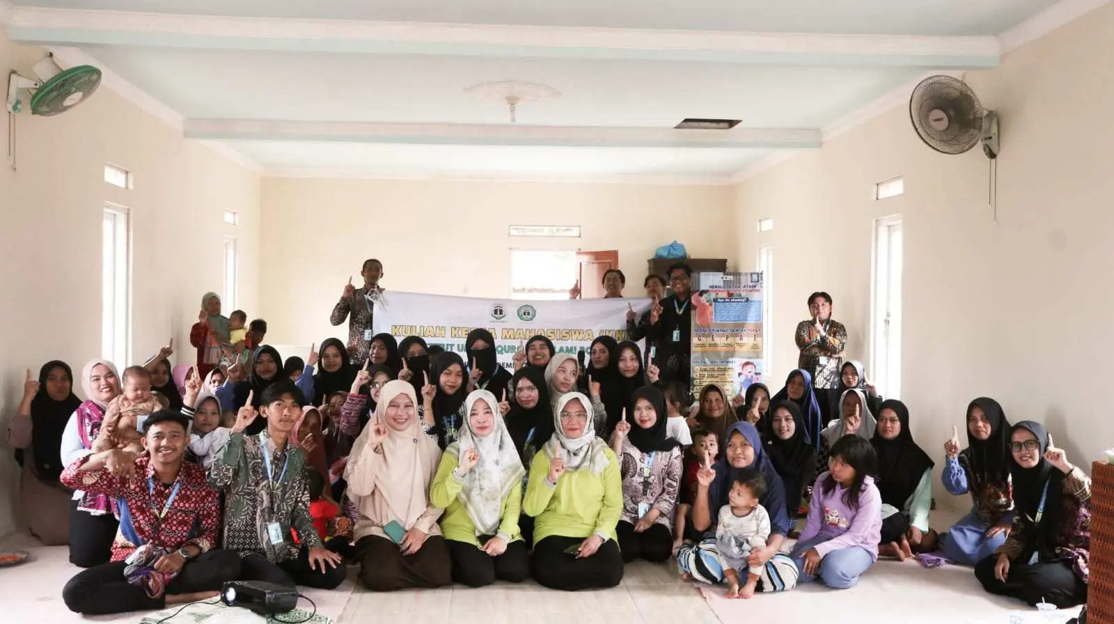 Kelompok 1 KKM IUQI Desa Pasarean Gelar Seminar Kesehatan, Bahas Nutrisi untuk Generasi Emas
