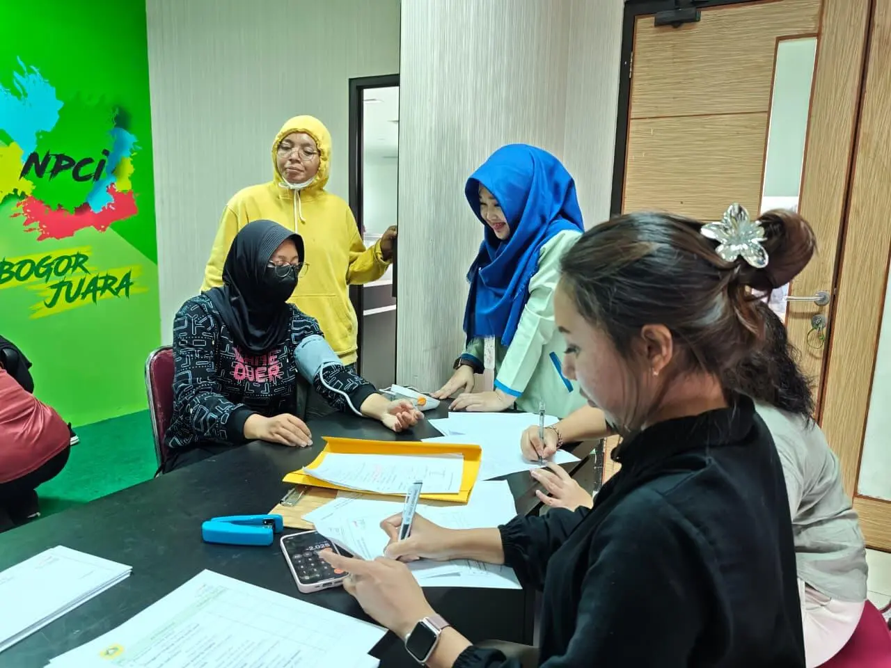 49 Peserta Seleksi Atlet NPCI Jalani Kesehatan oleh Tim Medis RSUD Bakti Pajajaran