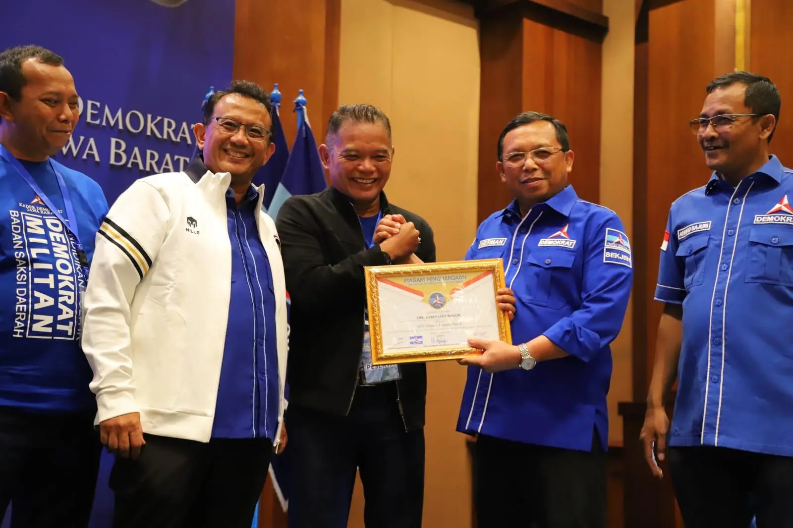 DPC Partai Demokrat Kabupaten Bogor Raih Penghargaan DPC Tergiat Peringkat 1 di Jawa Barat