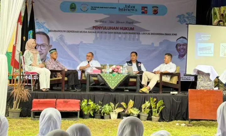 Tim Hukum Jabar Istimewa Bogor Gelar Penyuluhan Hukum di SMK Ibnu Sina Kota Bogor