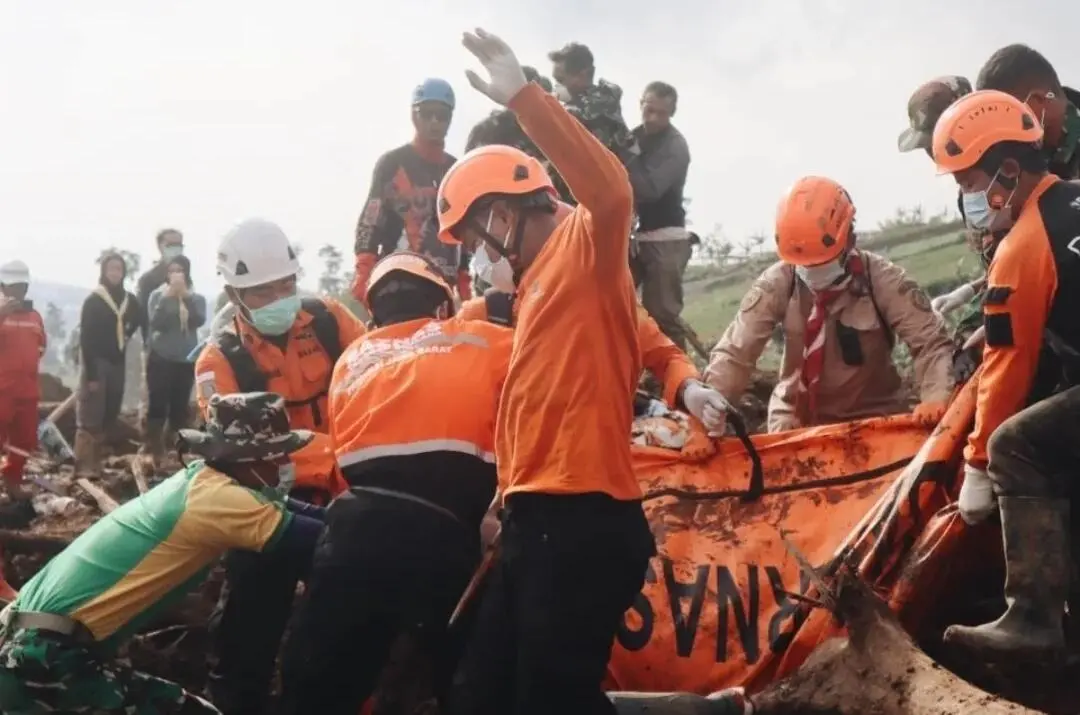Update Longsor Cisarua Kabupaten Bandung Barat: 41 Jenazah Teridentifikasi