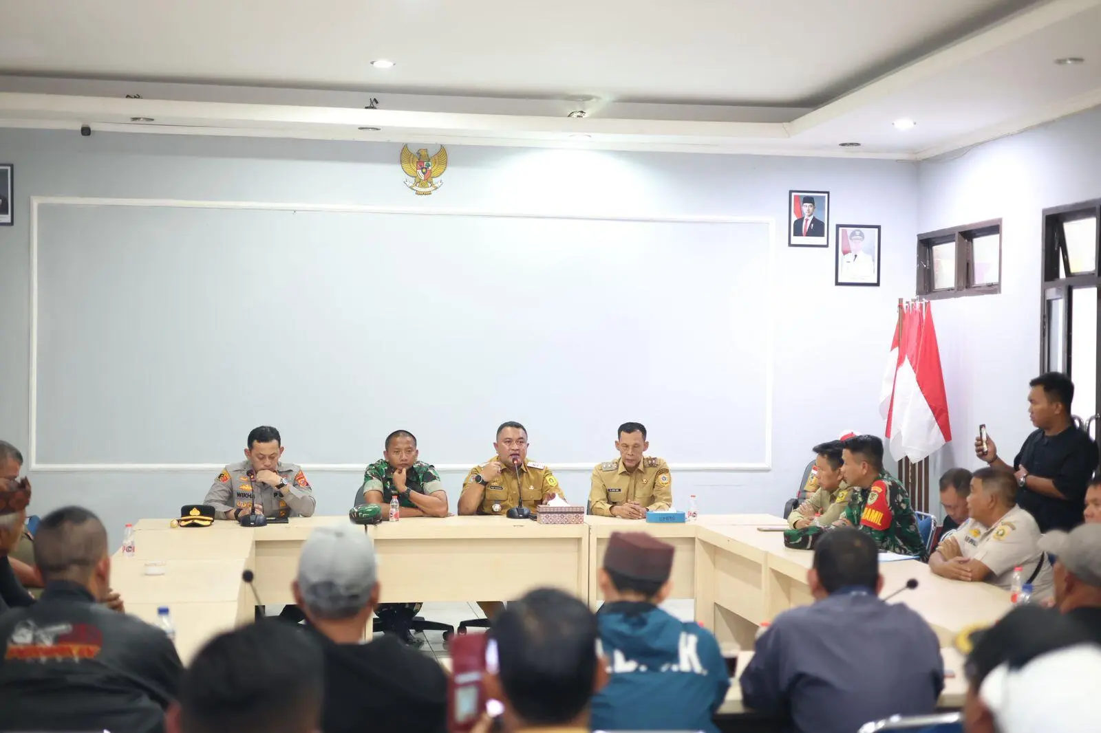 Bupati Bogor Serap Aspirasi Masa Unras di Kecamatan Cigudeg