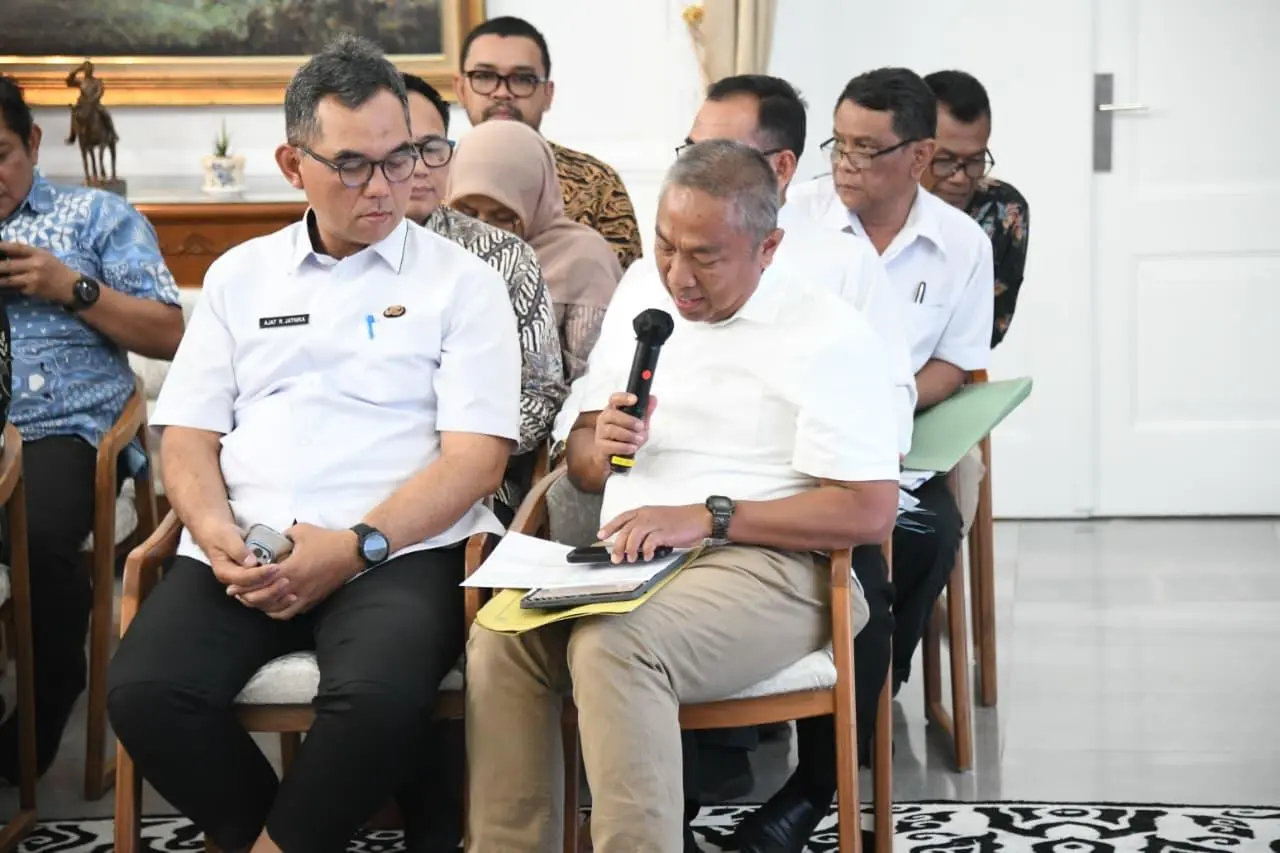 Sekda Ajat Dorong Optimalisasi SILPA di Rakor Evaluasi APBD Se Jabar