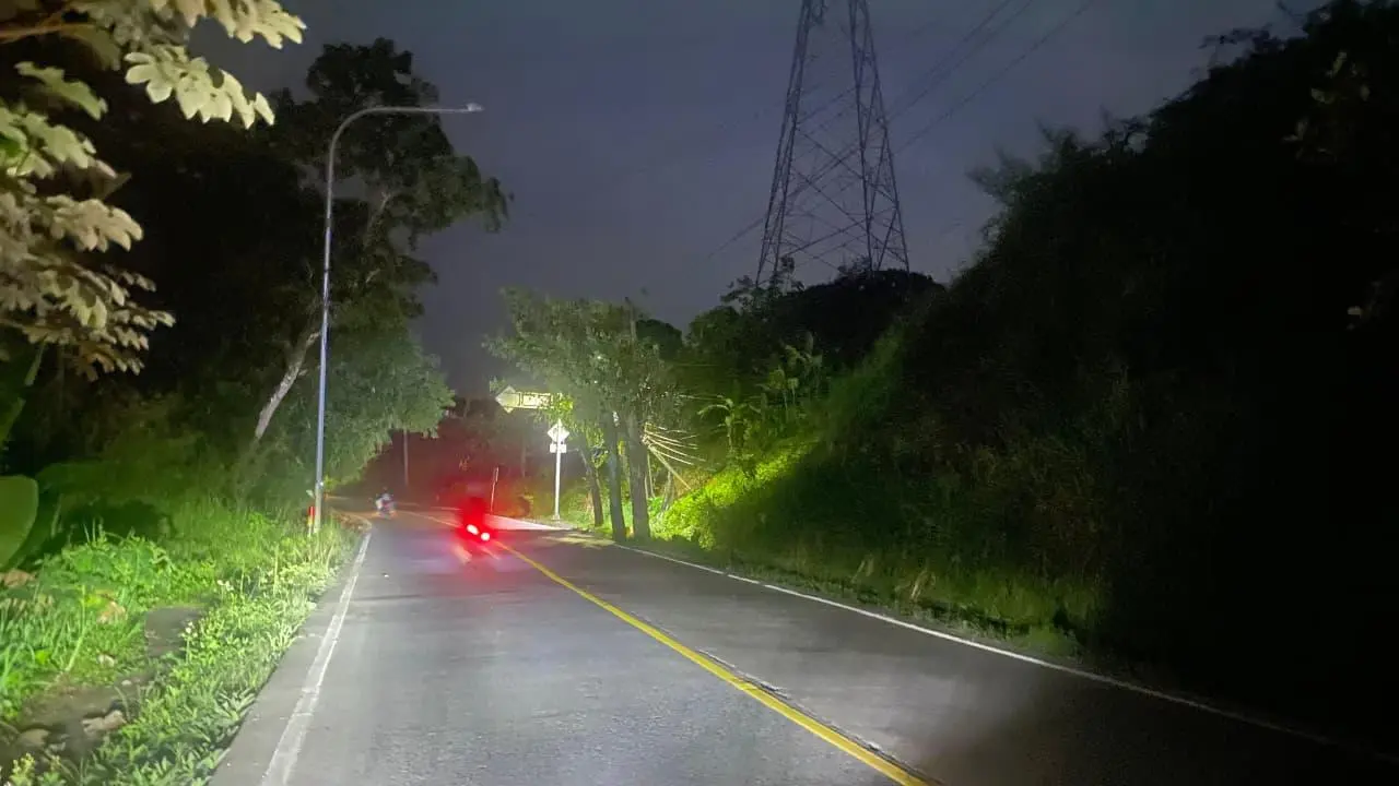 Ruas Jalan Nasional Jasinga–Leuwiliang Gelap, Warga Keluhkan Lampu PJU Mati