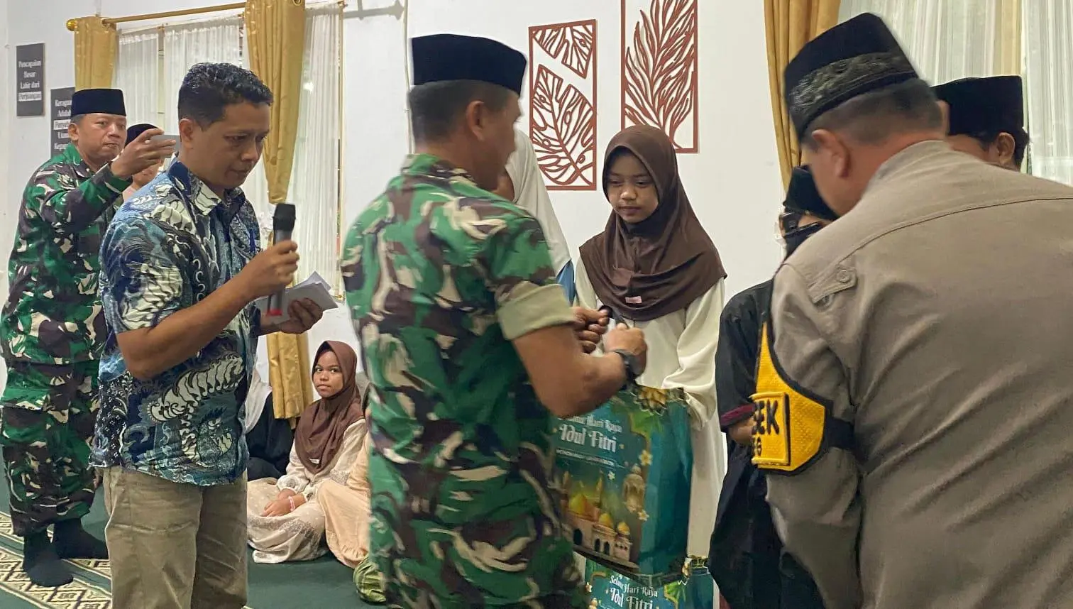 Bulan Ramadhan 1447 Hijiriah Sinergi Perusahaan dan Aparat, PTPN IV Gelar Santunan 30 Anak Yatim di Cigudeg