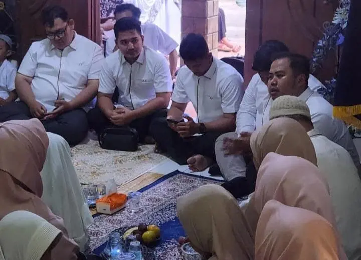 Mandat Law Firm Gelar Tasyakuran Pendirian Kantor sambil Santuni Puluhan Anak Yatim